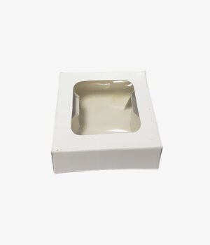 Boite à gateau avec fenêtre