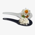 Cuillère a buffet noir et Blanche